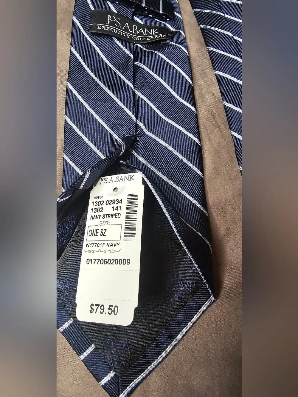 Jos. A. Bank Navy Tie with White Diagonal Stripes NWT